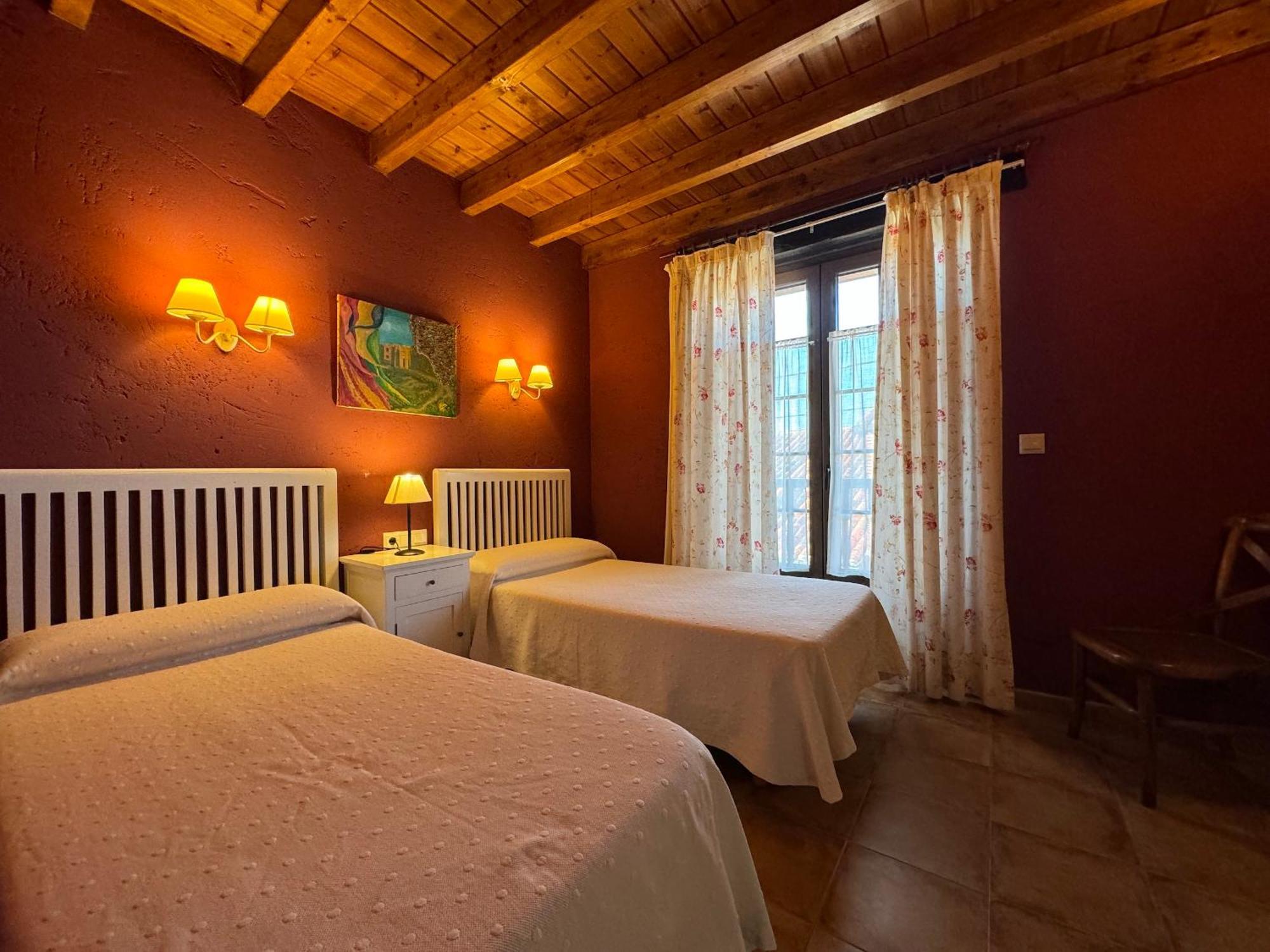 Casa Rural La Socarrena Guest House Luzmela Ngoại thất bức ảnh